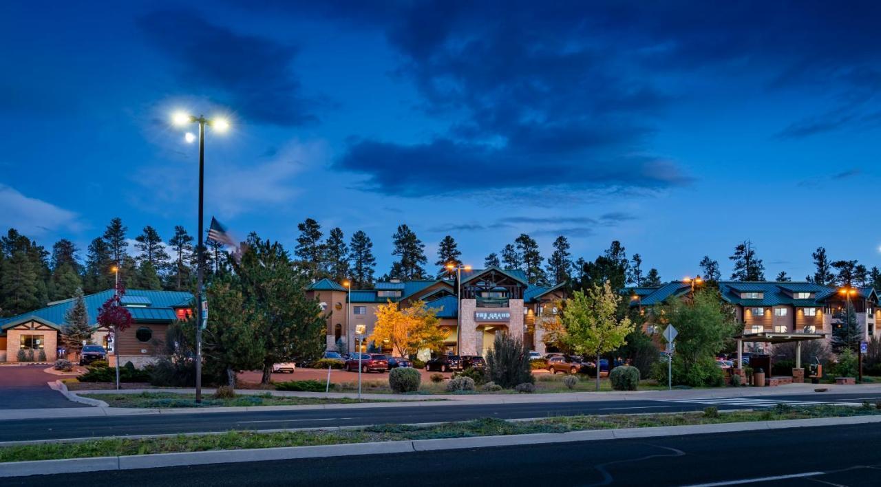 The Grand Hotel At The Grand Canyon Tusayan Εξωτερικό φωτογραφία The Village at Sun Peaks