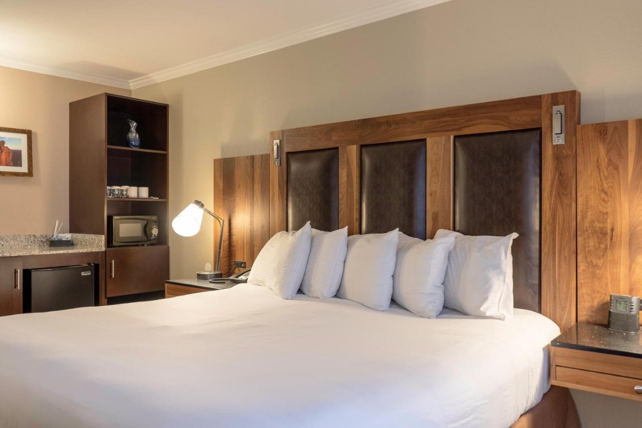 The Grand Hotel At The Grand Canyon Tusayan Εξωτερικό φωτογραφία A typical bedroom at the hotel